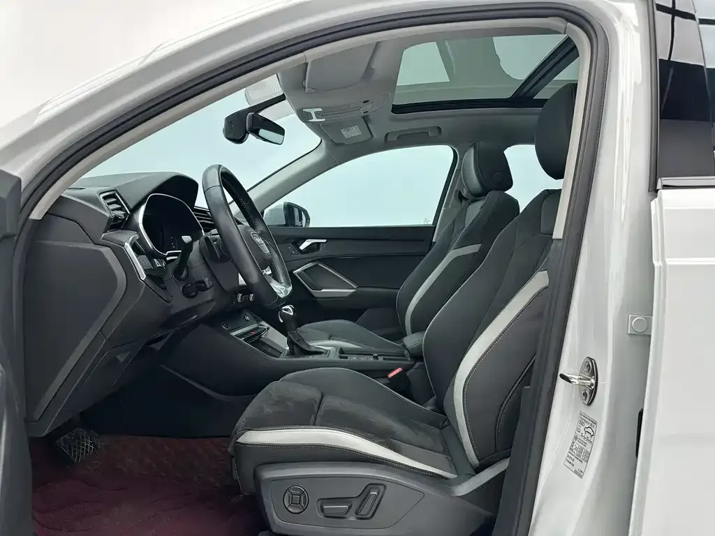 Audi Q3 2022 из CN, фото 7