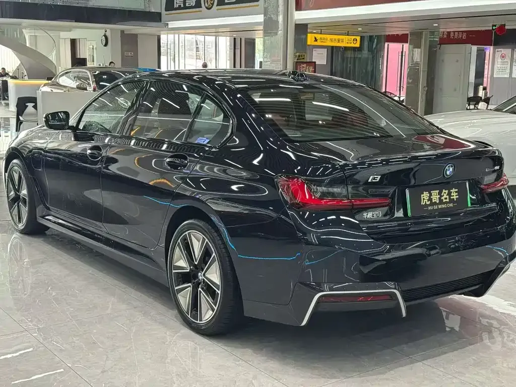 BMW i3 — фото 5