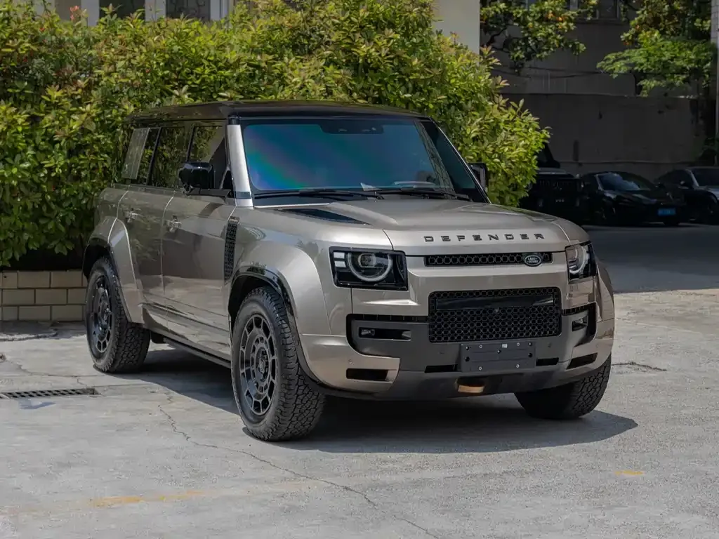 Land Rover Defender — фото 6