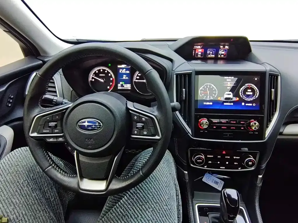 Subaru Forester 2023 из CN, фото 3