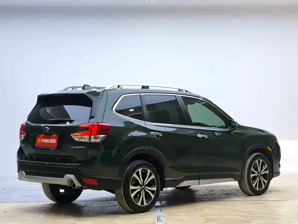Subaru Forester 2023 из CN, фото 7