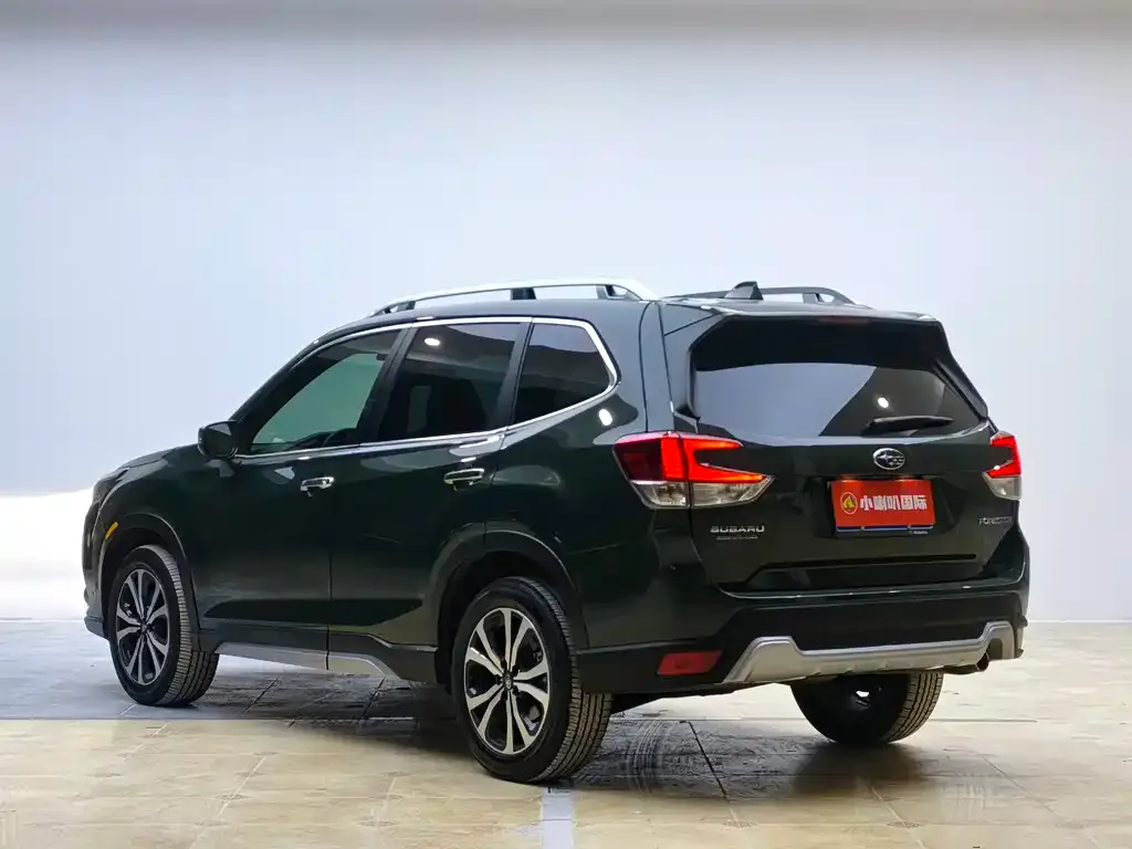 Subaru Forester 2023 из CN, фото 4