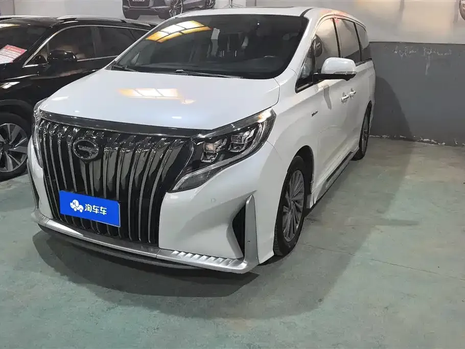 GAC Motor Trumpchi M8 — фото 1