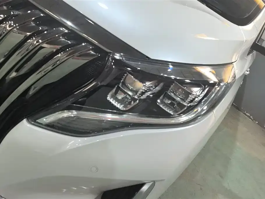 GAC Motor Trumpchi M8 — фото 4