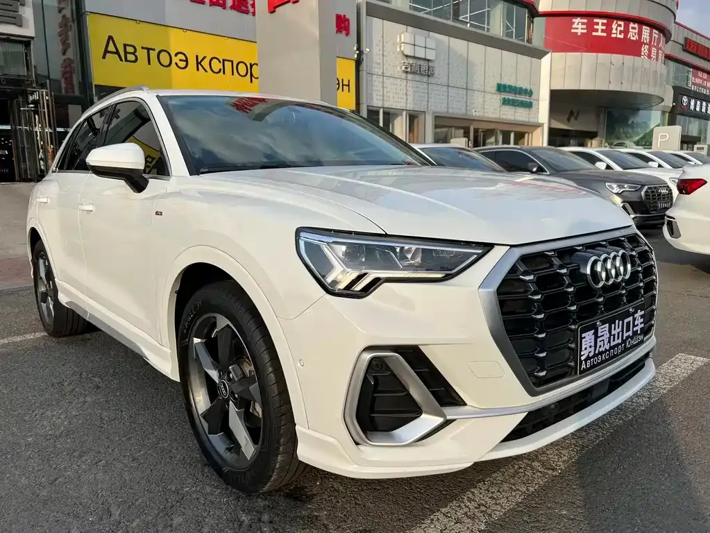 Audi Q3 — фото 5
