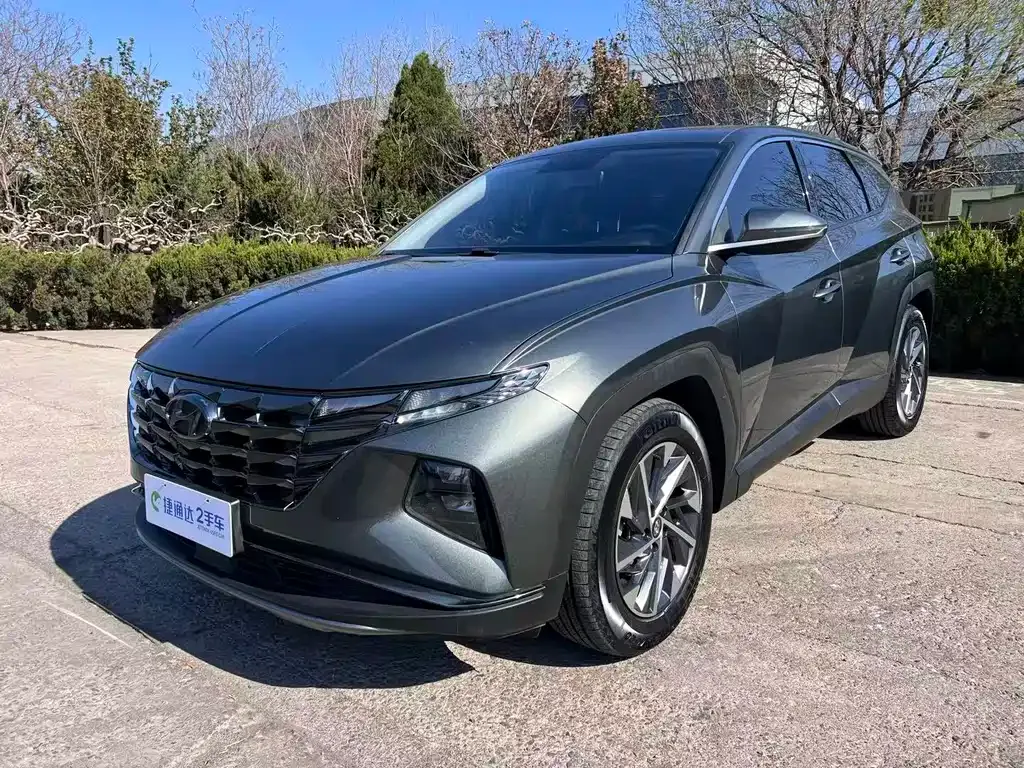 Hyundai Tucson — фото 1