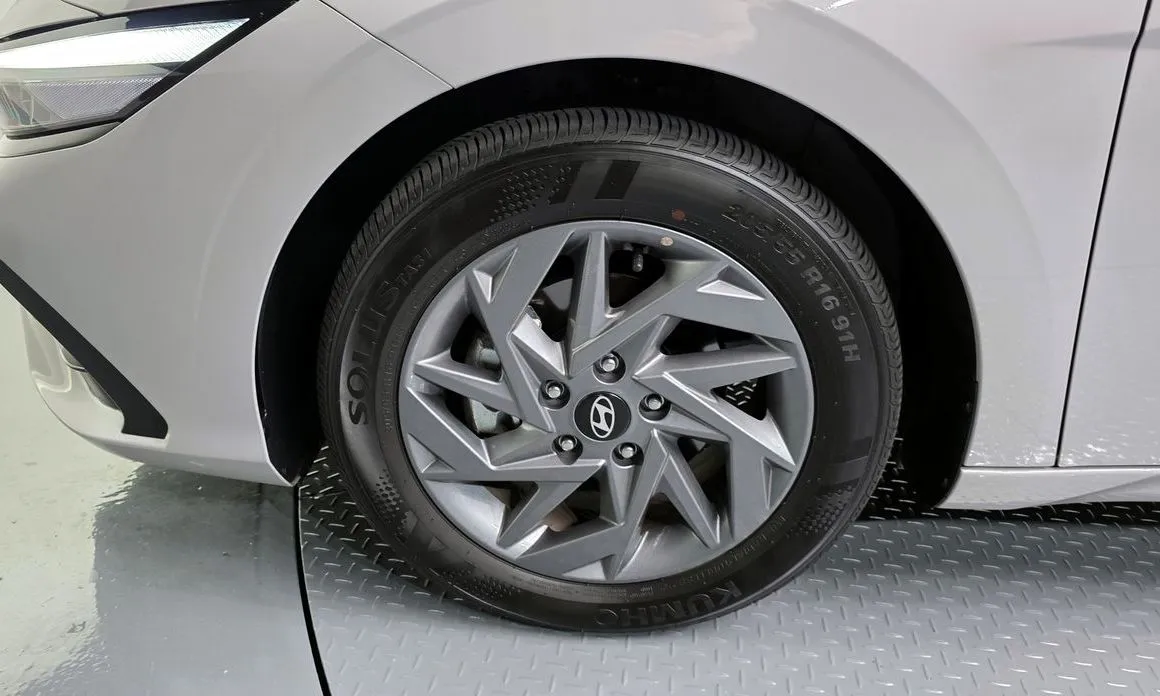 Hyundai AVANTE 2026 из KR, фото 2