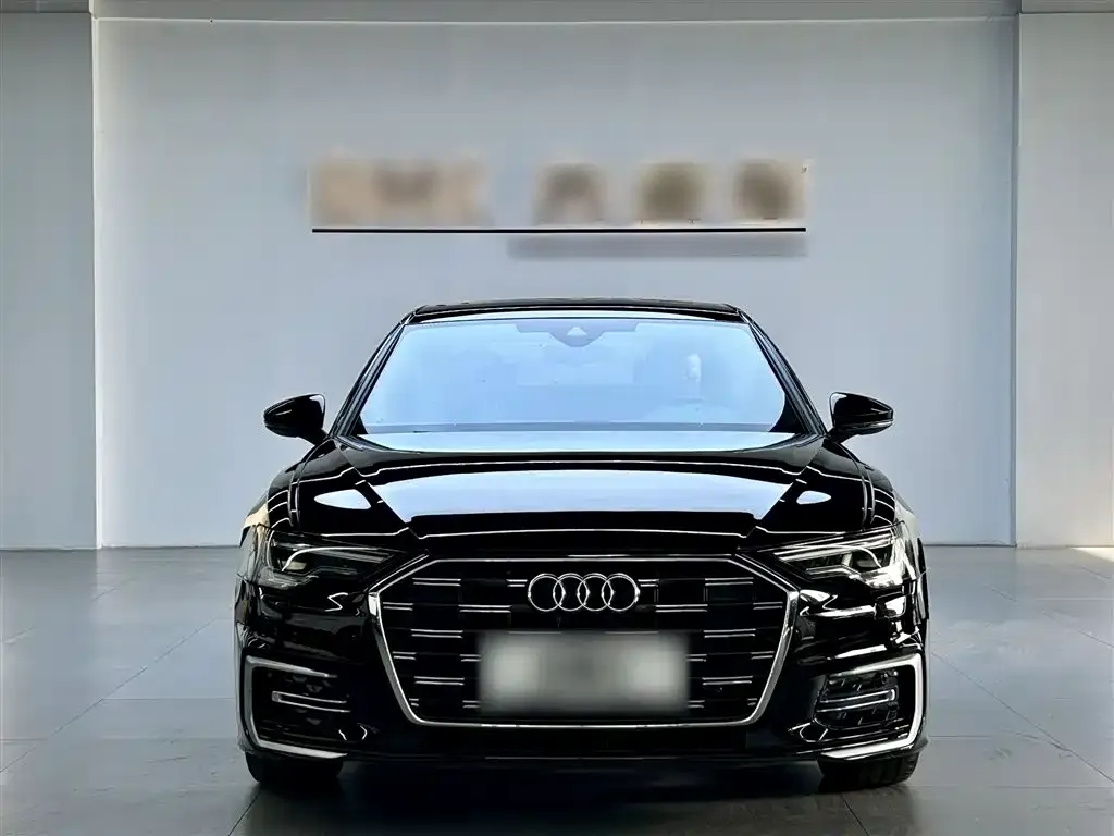 Audi A6L — фото 10