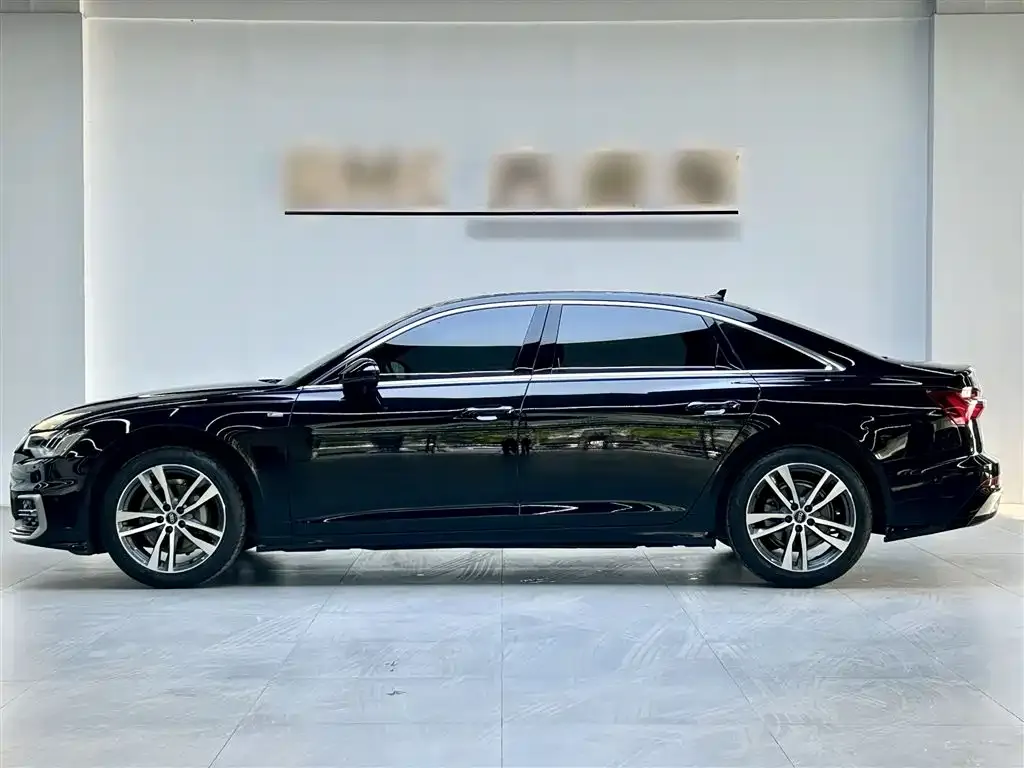 Audi A6L — фото 3