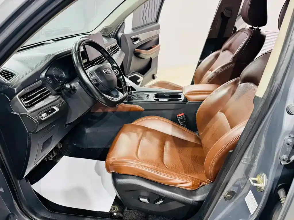 Geely Vision X6 — фото 10