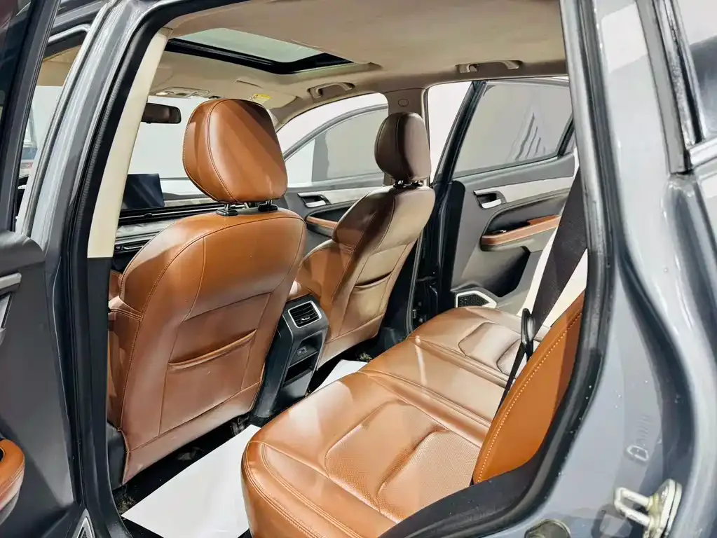 Geely Vision X6 — фото 3