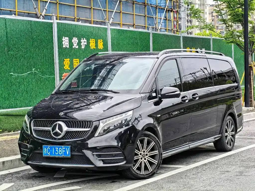 Mercedes-Benz V-Class 2024 из CN, фото 1