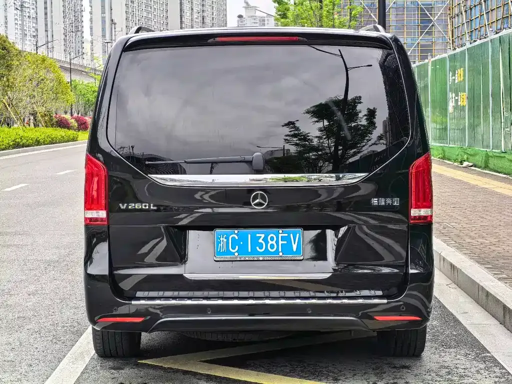 Mercedes-Benz V-Class 2024 из CN, фото 8