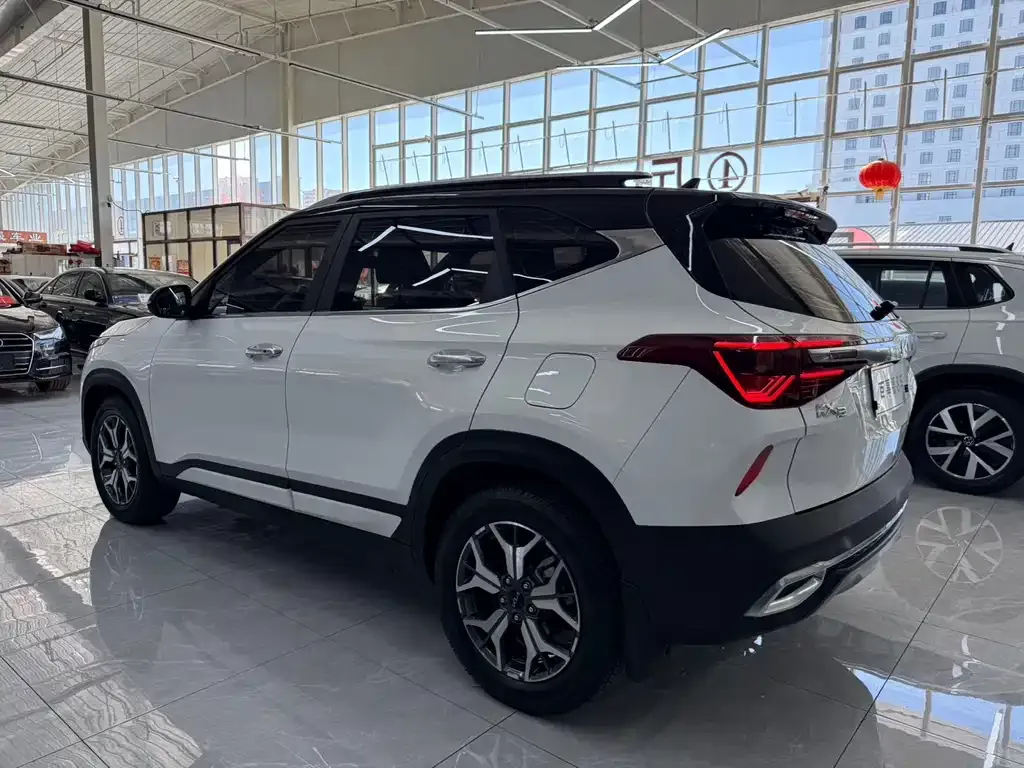 Kia KX3 — фото 9