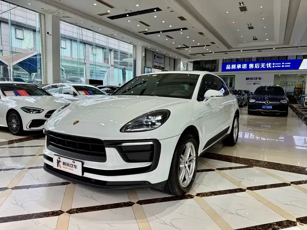 Porsche Macan — фото 10