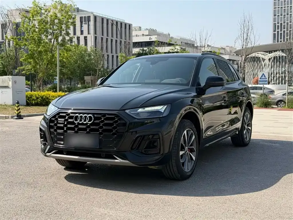 Audi Q5L 2024 из CN, фото 1