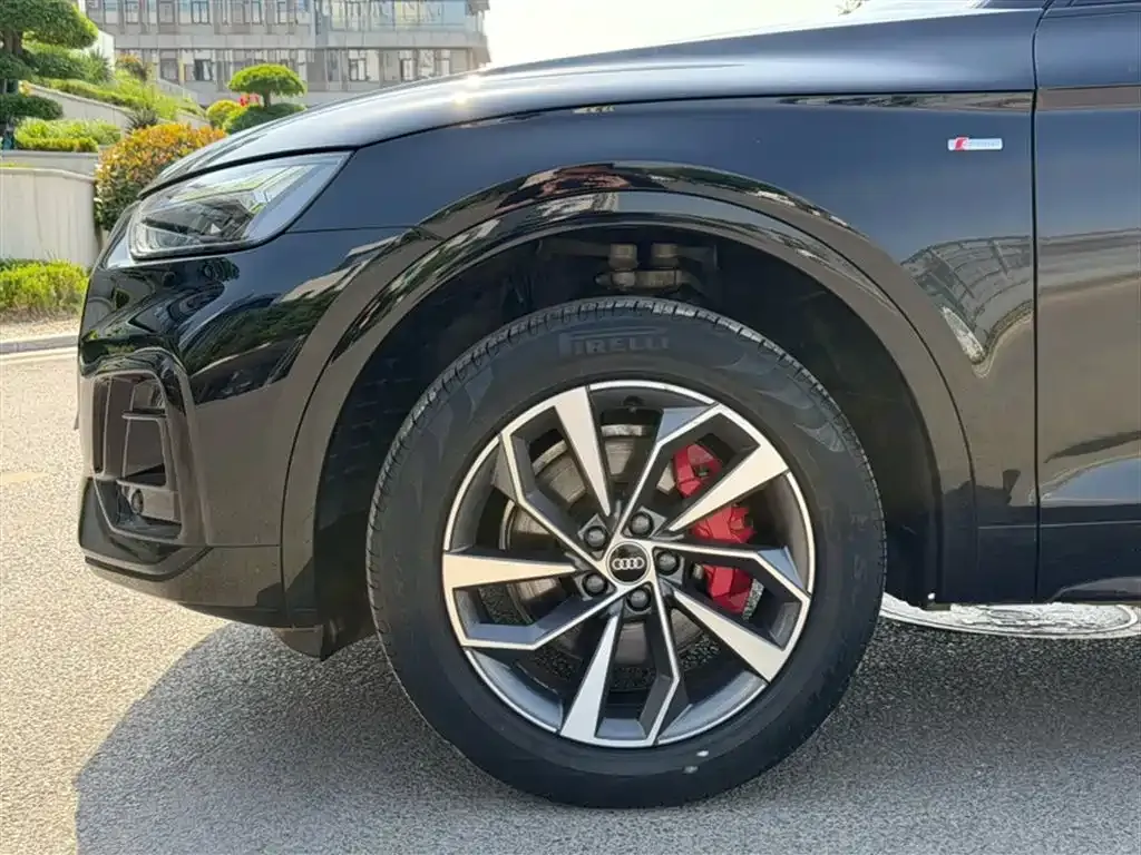 Audi Q5L 2024 из CN, фото 9