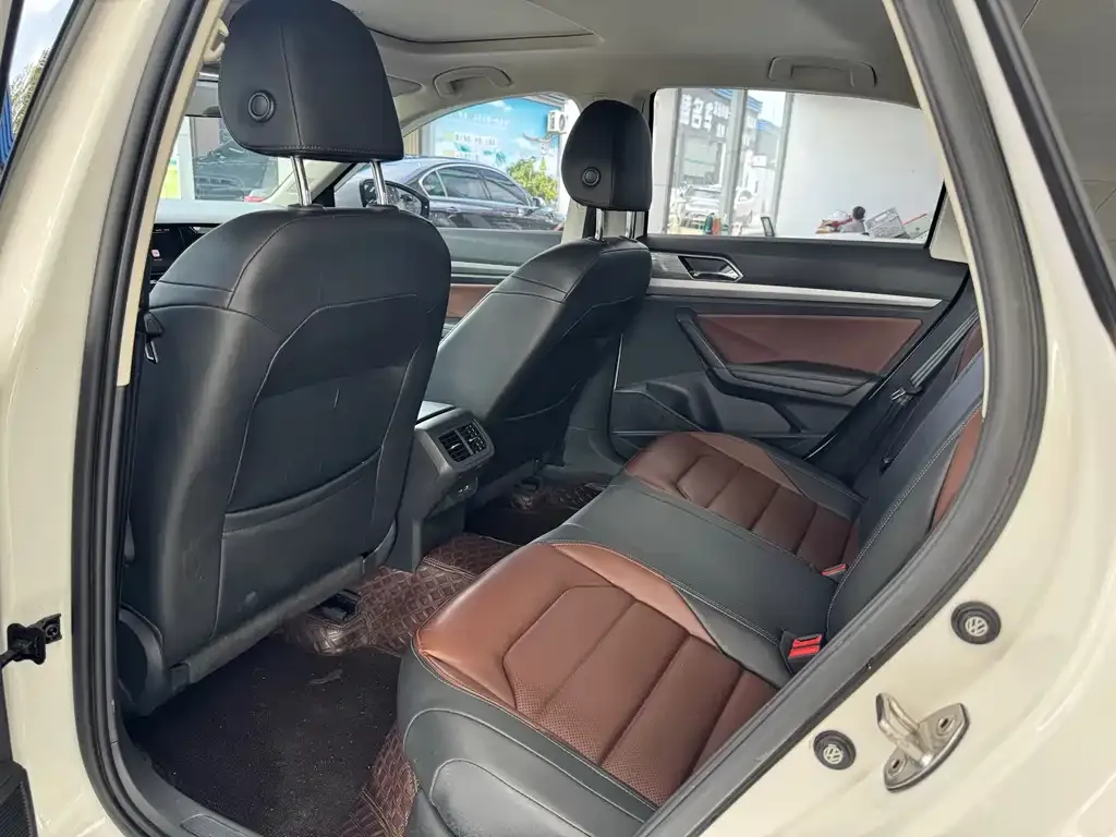 Volkswagen Lavida 2021 из CN, фото 5