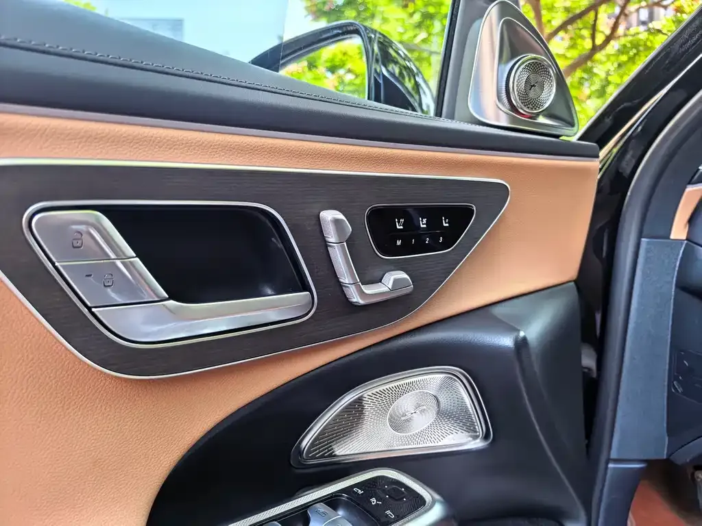 Mercedes-Benz E-Class 2024 из CN, фото 2