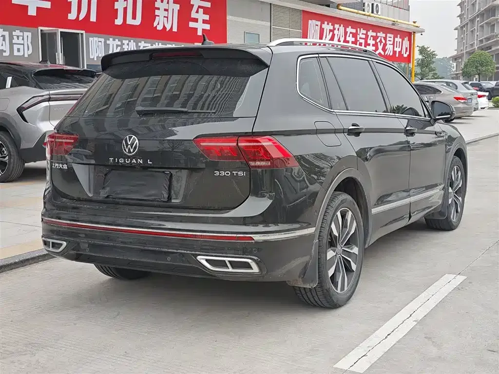 Volkswagen Tiguan L — фото 7
