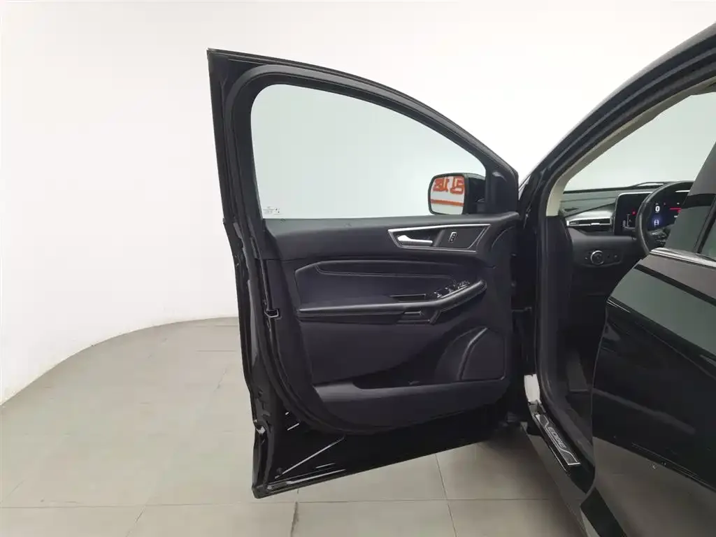 Ford Edge 2023 из CN, фото 6