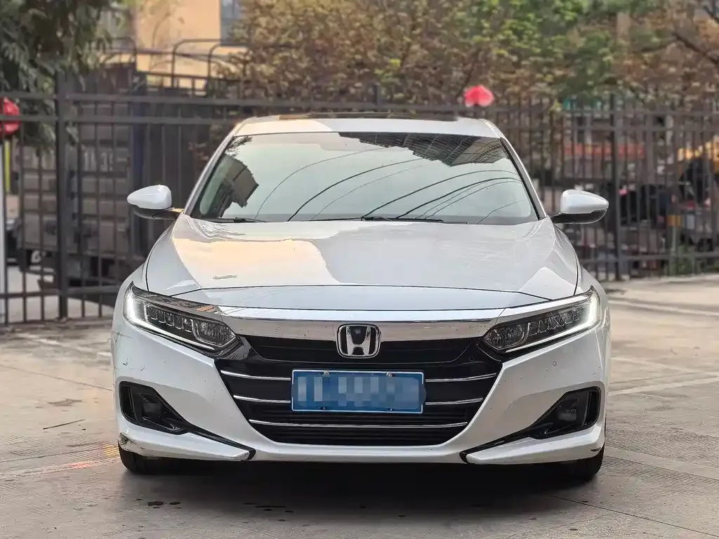 Honda Accord — фото 5
