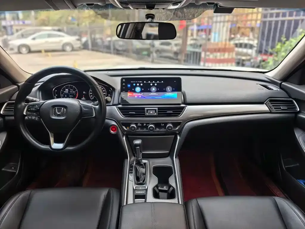 Honda Accord — фото 6