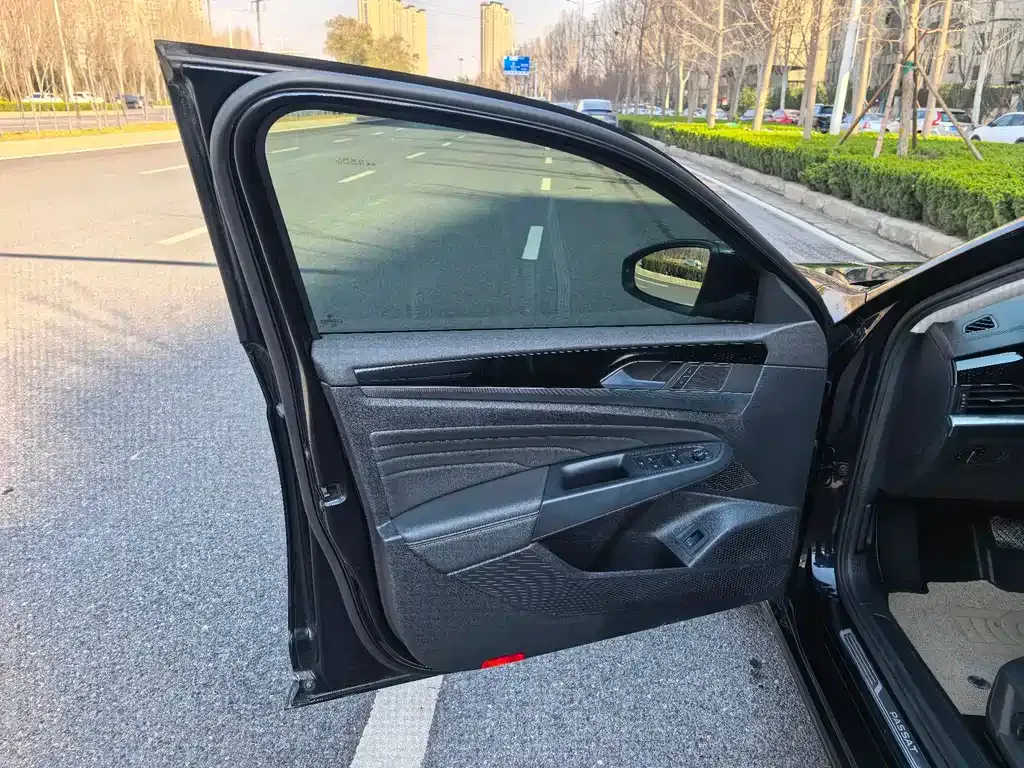 Volkswagen Passat — фото 6