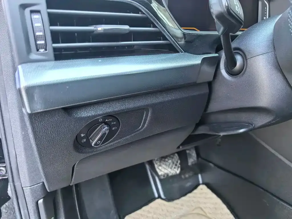 Volkswagen Passat — фото 8