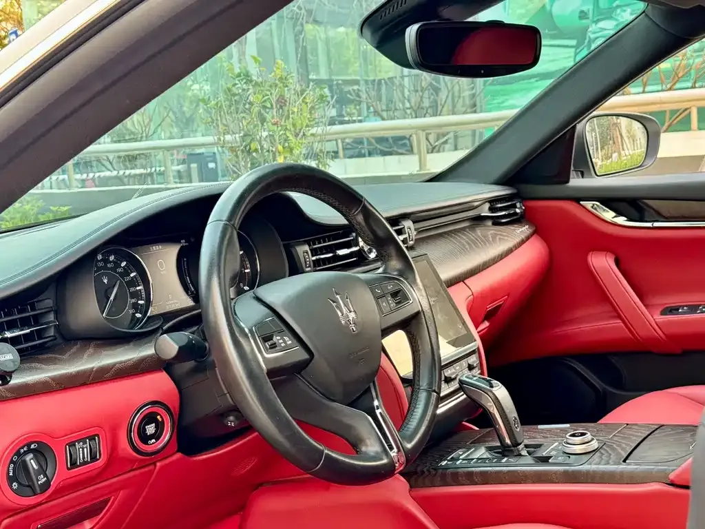 Maserati Quattroporte 2021 из CN, фото 5