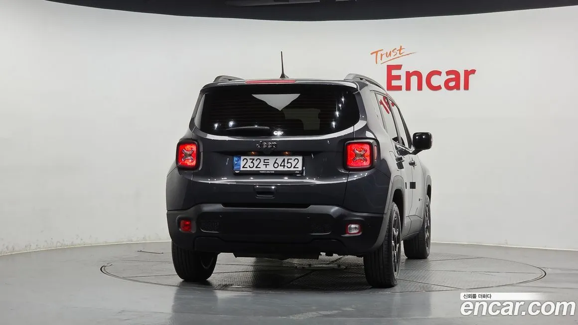 Jeep Renegade 2022 из KR, фото 4