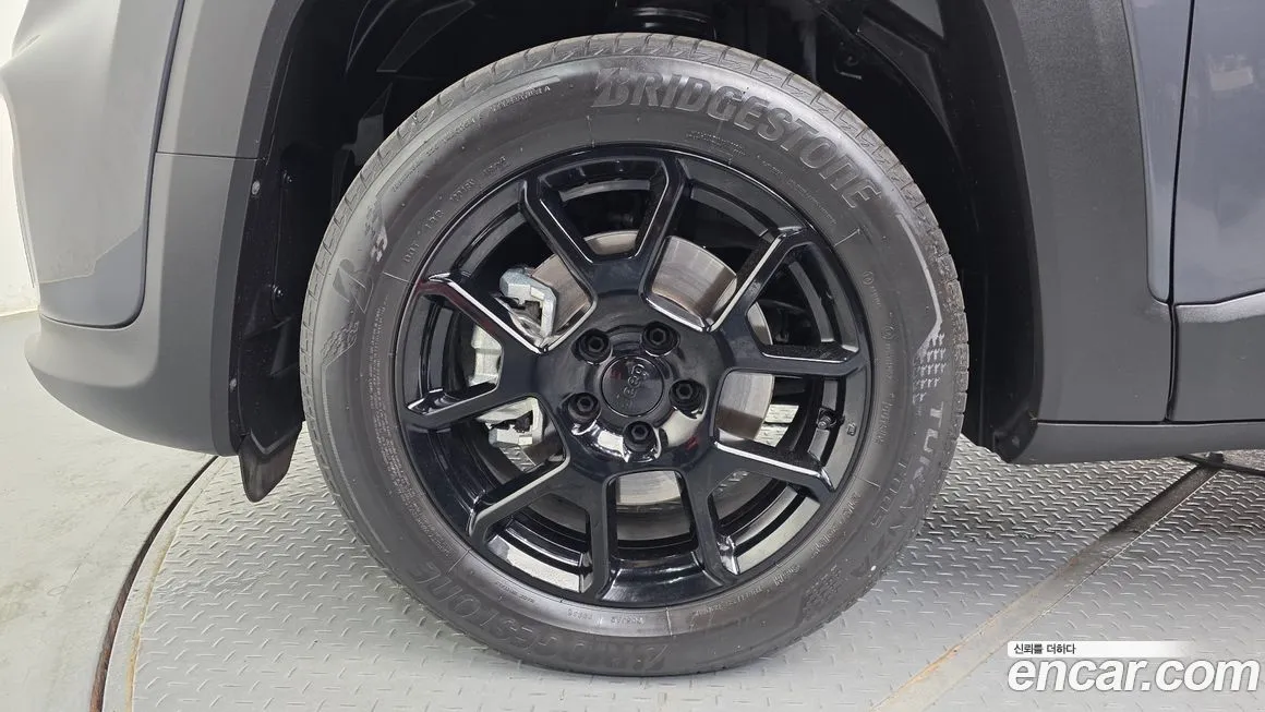 Jeep Renegade 2022 из KR, фото 8