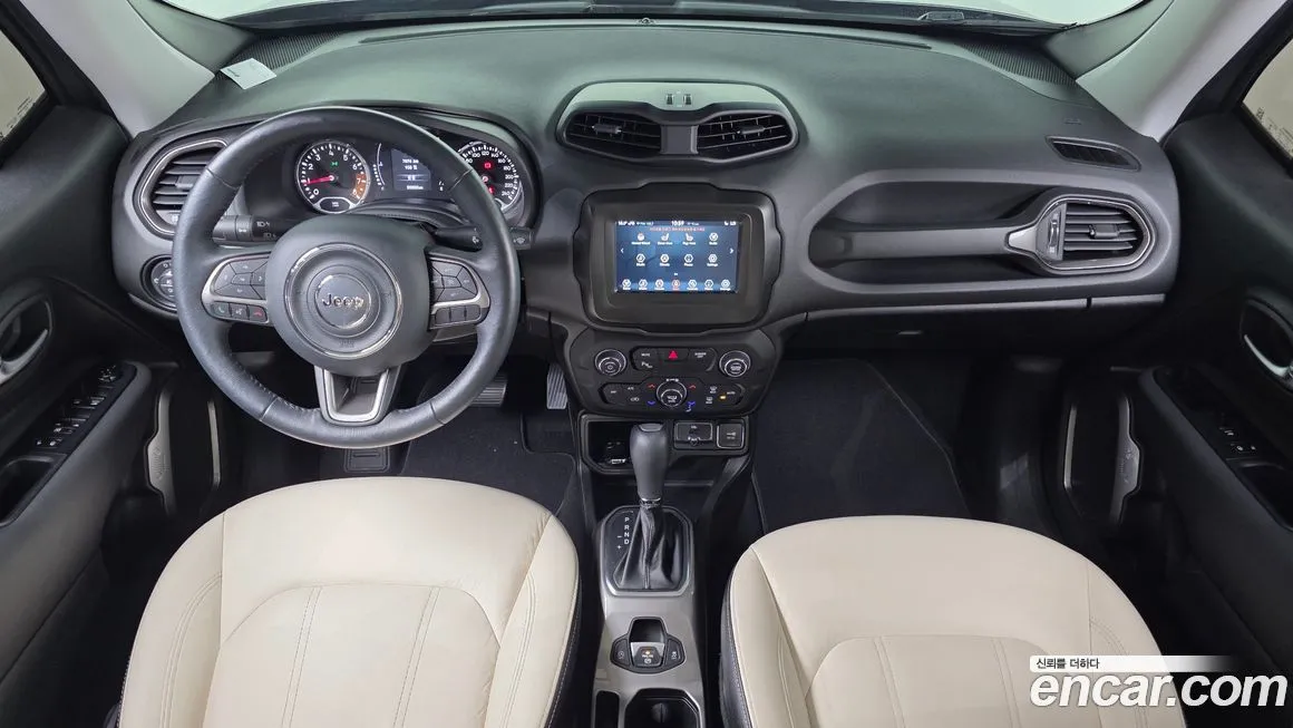Jeep Renegade 2022 из KR, фото 10