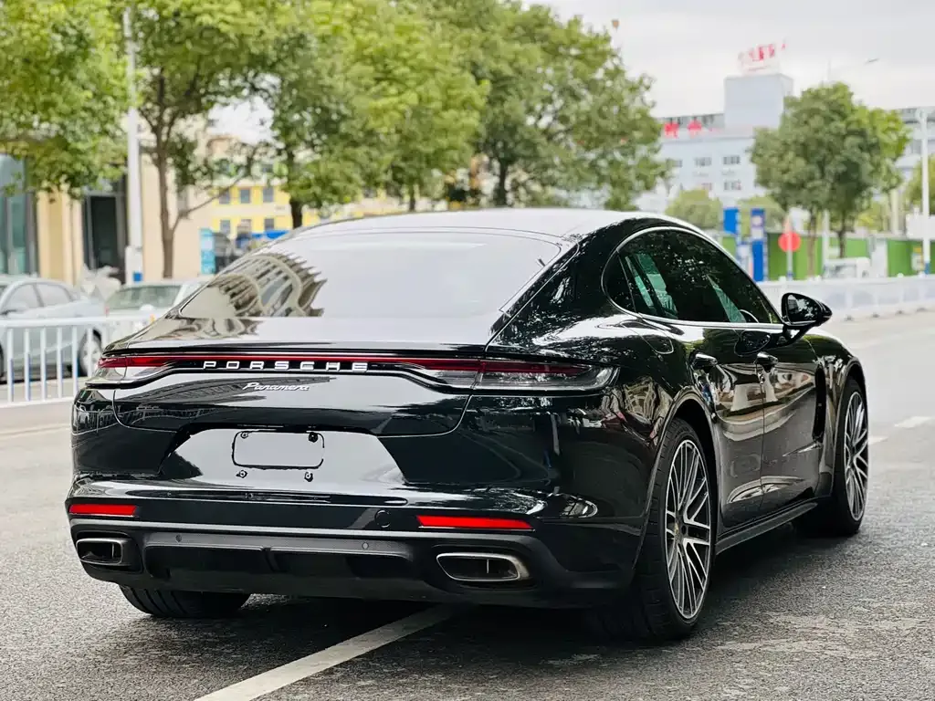 Porsche Panamera — фото 2