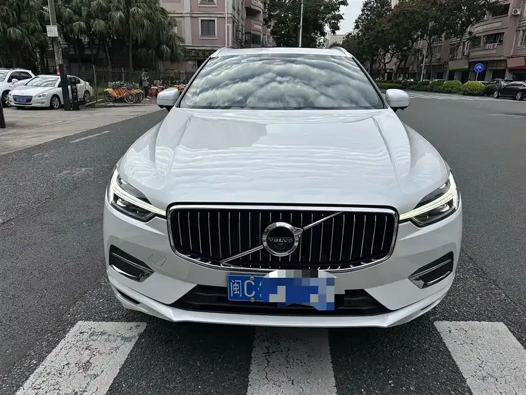 Volvo XC60 2021 из CN, фото 5