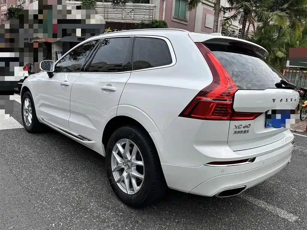 Volvo XC60 2021 из CN, фото 9