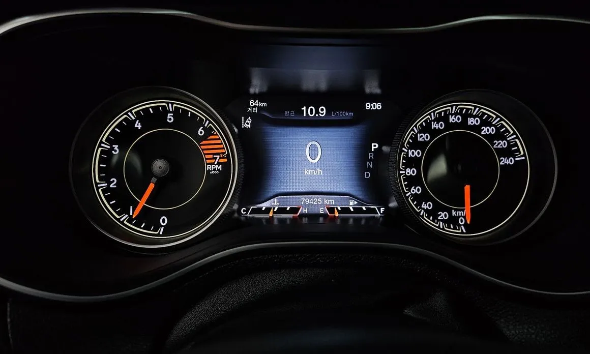 Jeep Cherokee 2021 из KR, фото 6