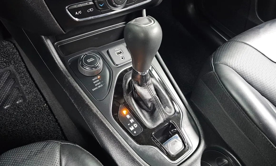 Jeep Cherokee 2021 из KR, фото 2