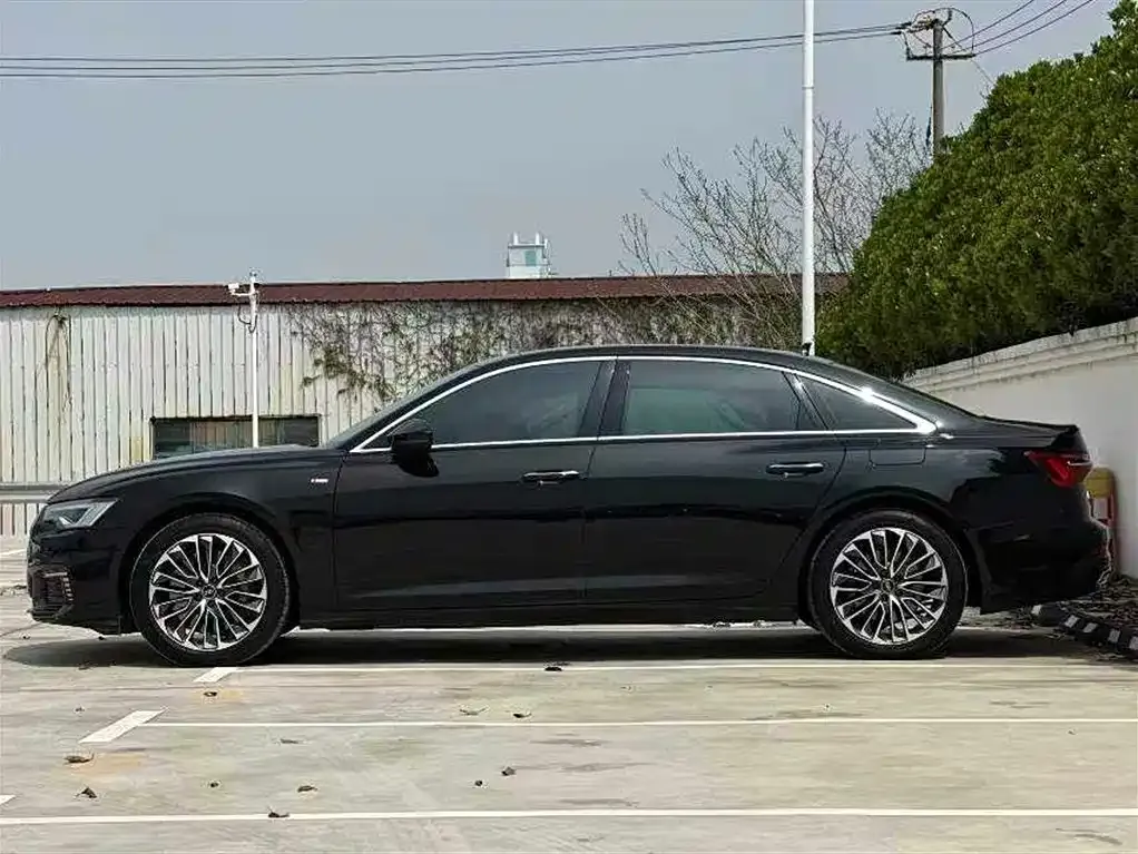 Audi A6L New Energy 2022 из CN, фото 3