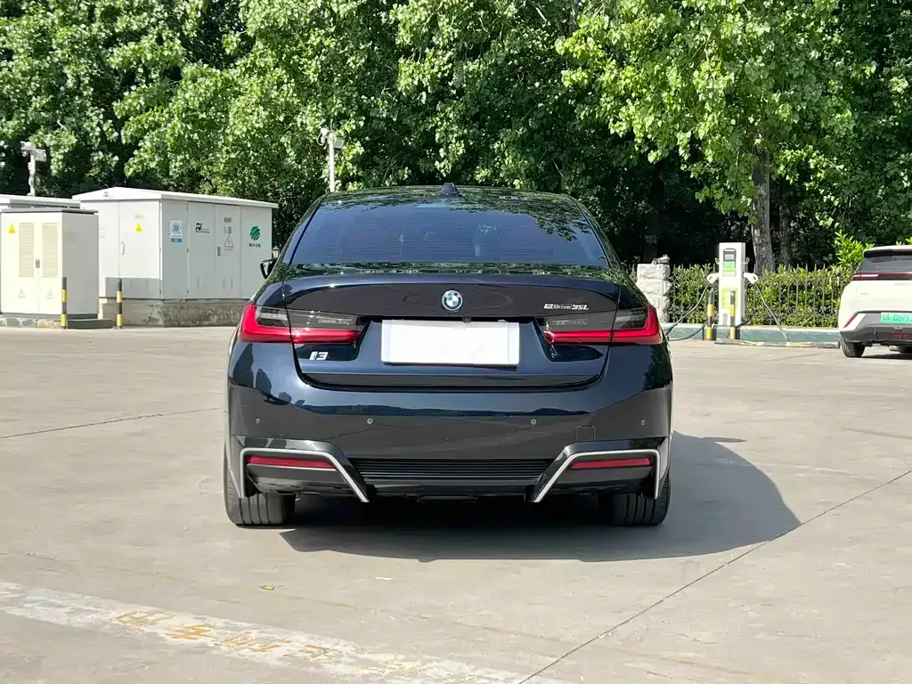 BMW i3 — фото 5