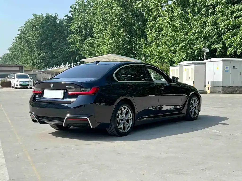 BMW i3 — фото 10