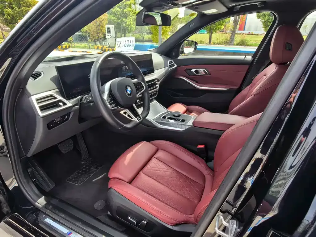 BMW 3 Series 2024 из CN, фото 10