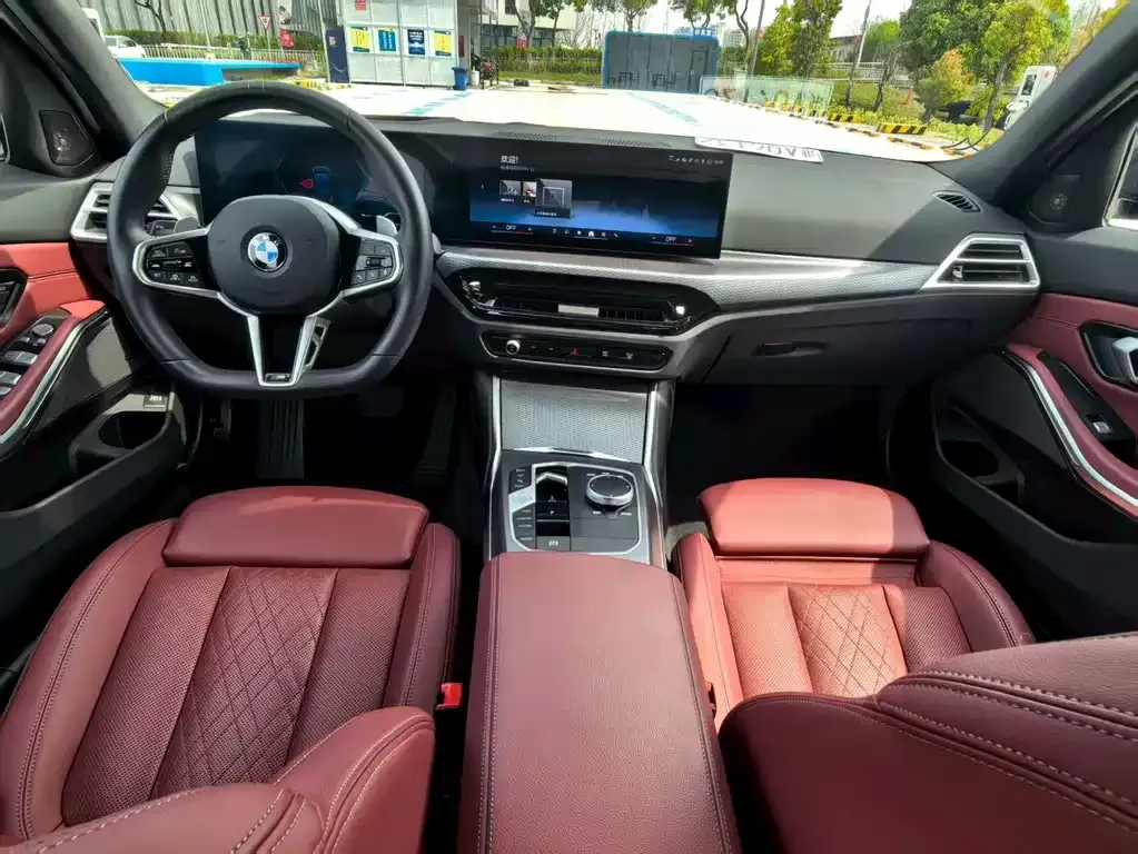 BMW 3 Series 2024 из CN, фото 4