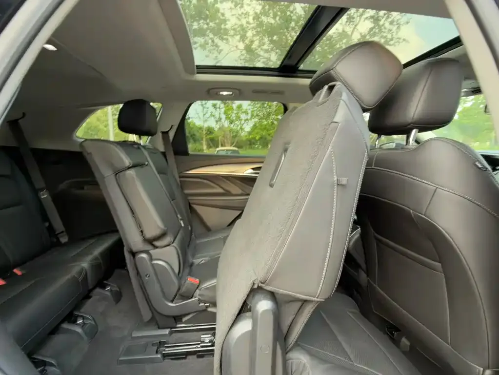 Buick Enclave 2021 из CN, фото 6