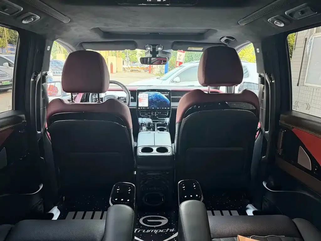 GAC Motor Trumpchi M8 — фото 10