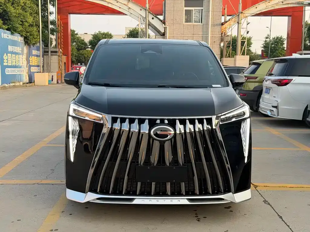 GAC Motor Trumpchi M8 — фото 3