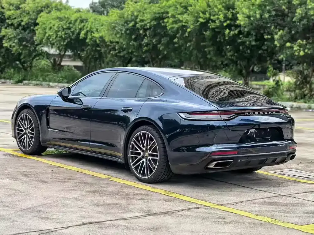 Porsche Panamera — фото 9