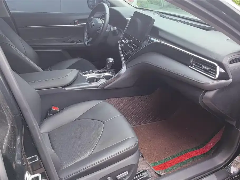 Toyota Camry 2023 из CN, фото 8