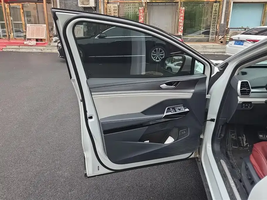 Volkswagen ID.6 Crozz 2022 из CN, фото 8