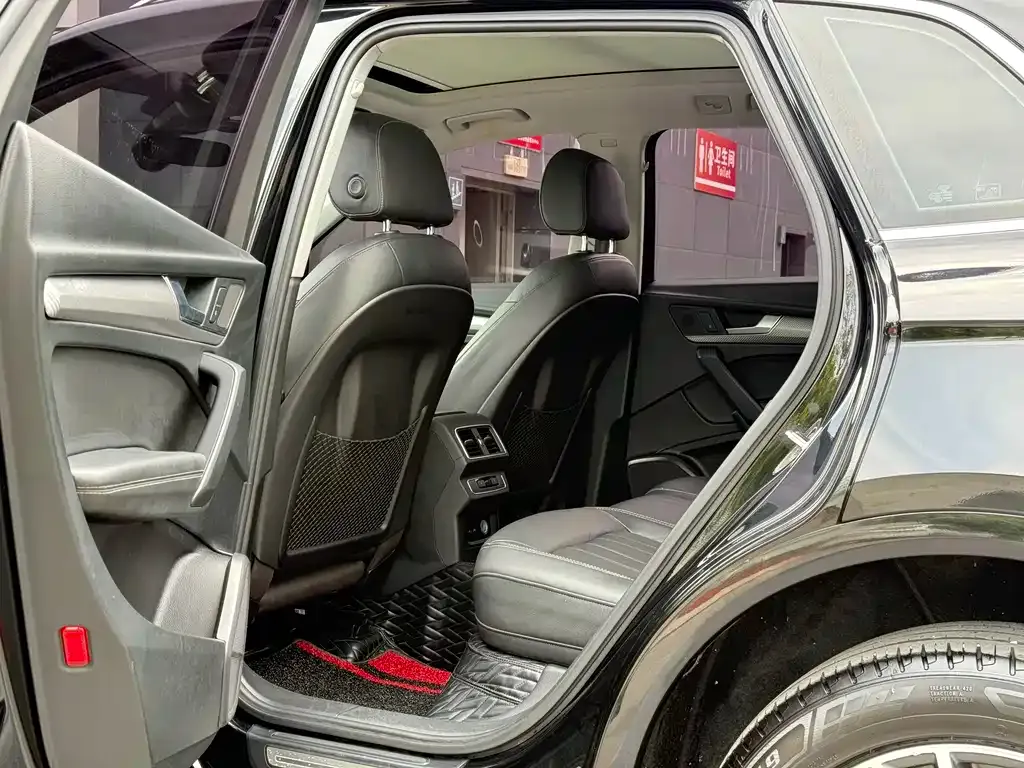 Audi Q5L 2021 из CN, фото 10